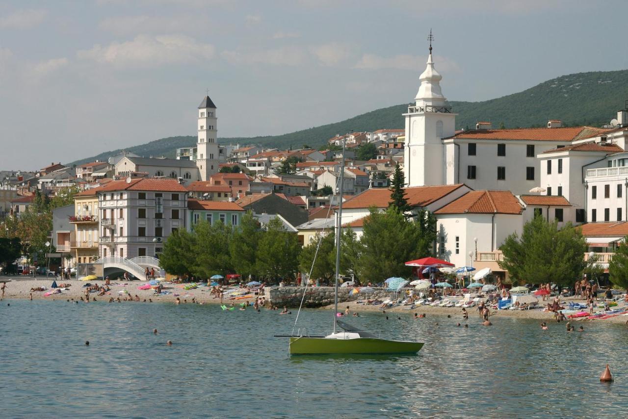 Biro App 4+1 Pax Apartment Crikvenica Exterior foto